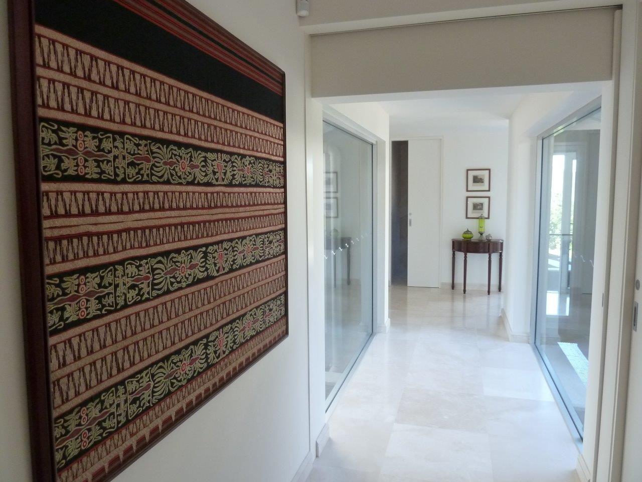 Floor Tiles White Travertine